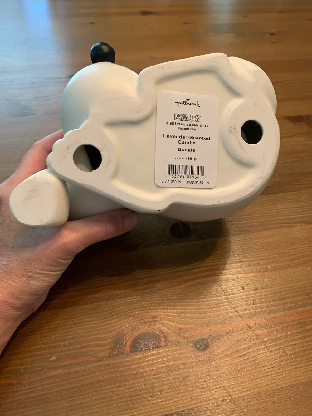 Peanuts Snoopy lavender scented candle